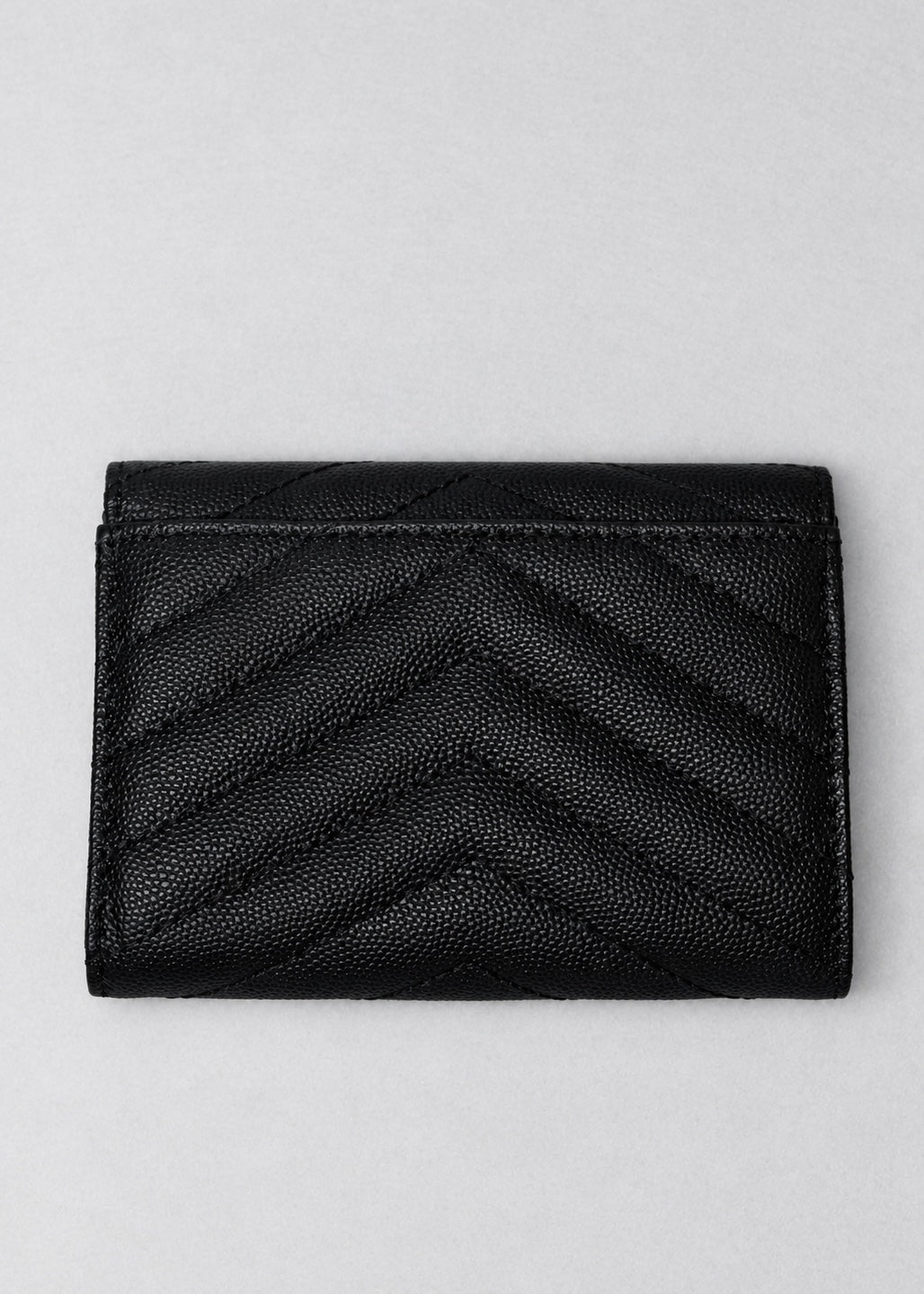 Yves Saint Laurent Cartera Negra Logo Dorado